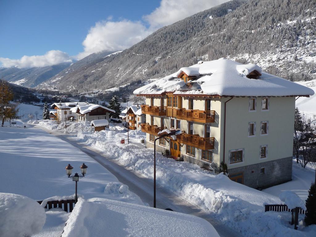 Hotel Almazzago Commezzadura Exterior foto