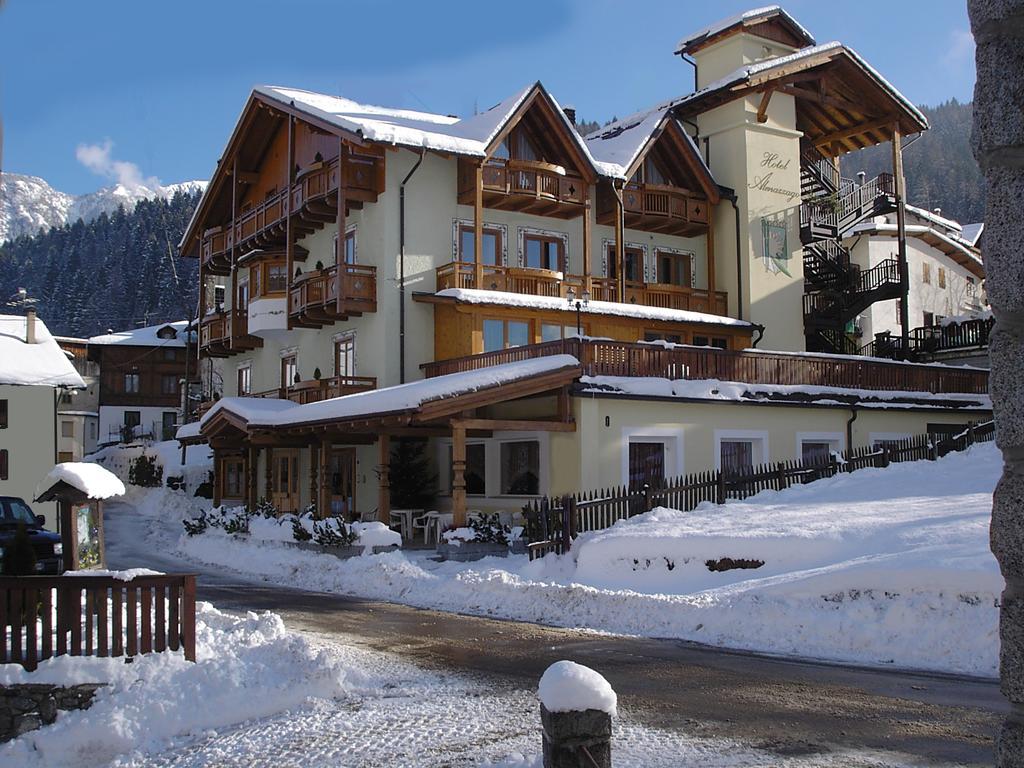 Hotel Almazzago Commezzadura Exterior foto